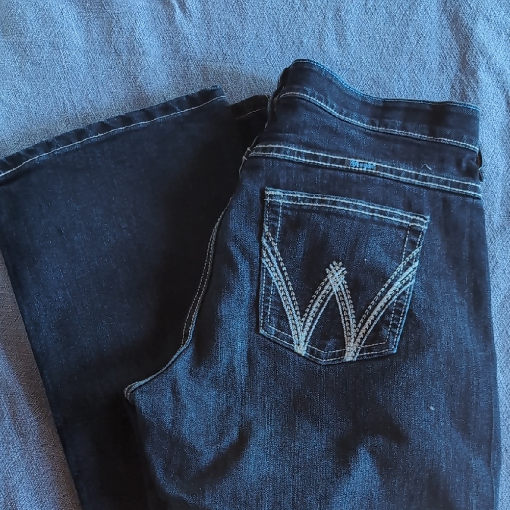 Wrangler Women's Indigo Boot Cut Jeans